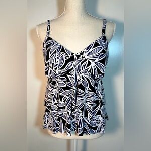 Tankini Swimsuit Top Black, White and Blue Leaf Print Size 14 Layered